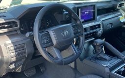 Toyota Tacoma 2WD SR5 Double Cab 6' Bed AT (Natl) 2026