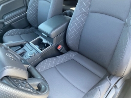 Toyota Tacoma 2WD SR5 Double Cab 6' Bed AT (Natl) 2026