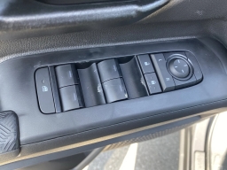Toyota Tacoma 2WD SR5 Double Cab 6' Bed AT (Natl) 2026