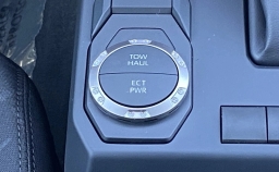 Toyota Tacoma 2WD SR5 Double Cab 6' Bed AT (Natl) 2026