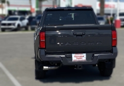 Toyota Tacoma 2WD SR5 Double Cab 6' Bed AT (Natl) 2026