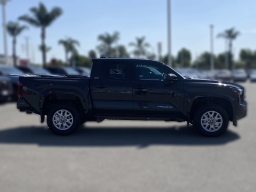 Toyota Tacoma 2WD SR5 Double Cab 6' Bed AT (Natl) 2026