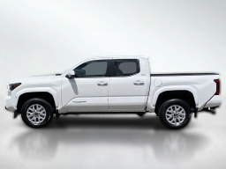 Toyota Tacoma 2WD SR5 Double Cab 5' Bed AT (Natl) 2026