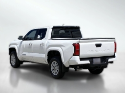 Toyota Tacoma 2WD SR5 Double Cab 5' Bed AT (Natl) 2026