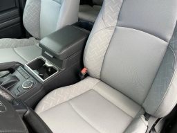 Toyota Tacoma 2WD SR5 Double Cab 5' Bed AT (Natl) 2026