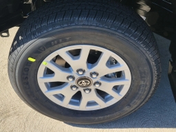 Toyota Tacoma 2WD SR5 Double Cab 6' Bed AT (Natl) 2026