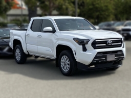 Toyota Tacoma 2WD SR5 Double Cab 5' Bed AT (Natl) 2026