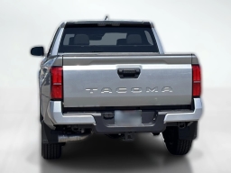 Toyota Tacoma 2WD SR5 Double Cab 5' Bed AT (Natl) 2026