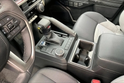 Toyota Tacoma 2WD TRD Sport Double Cab 5' Bed AT (Natl) 2026