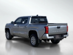 Toyota Tacoma 2WD SR5 Double Cab 6' Bed AT (Natl) 2026