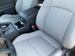 Toyota Tacoma 2WD SR5 Double Cab 6' Bed AT (Natl) 2026