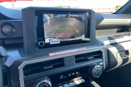Toyota Tacoma 2WD SR5 Double Cab 6' Bed AT (Natl) 2026