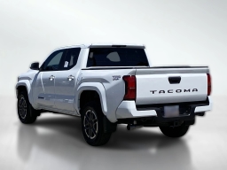 Toyota Tacoma 2WD TRD Sport Double Cab 5' Bed AT (Natl) 2026