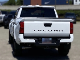 Toyota Tacoma 2WD TRD Sport Double Cab 5' Bed AT (Natl) 2026