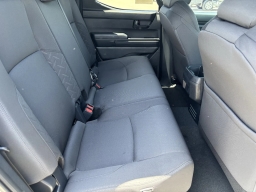 Toyota Tacoma 2WD SR5 Double Cab 5' Bed AT (Natl) 2026