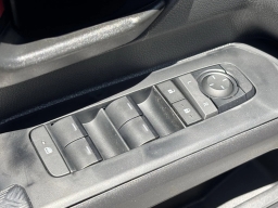 Toyota Tacoma 2WD SR5 Double Cab 5' Bed AT (Natl) 2026