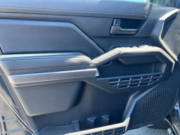 Toyota Tacoma 2WD SR5 Double Cab 6' Bed AT (Natl) 2026
