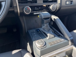 Toyota Tacoma 2WD SR5 Double Cab 6' Bed AT (Natl) 2026