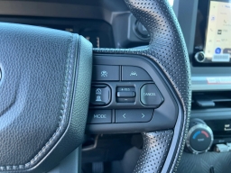 Toyota Tacoma 2WD SR5 Double Cab 6' Bed AT (Natl) 2026