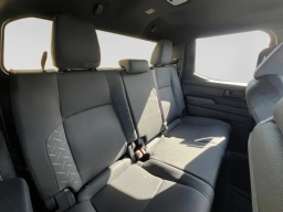 Toyota Tacoma 2WD SR5 Double Cab 6' Bed AT (Natl) 2026