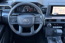 Toyota Tacoma 2WD SR5 Double Cab 5' Bed AT (SE) 2026