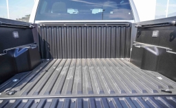 Toyota Tacoma 2WD SR5 Double Cab 5' Bed AT (GS) 2026