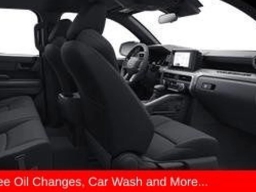 Toyota Tacoma 2WD SR5 Double Cab 5' Bed AT (Natl) 2026