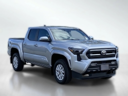 Toyota Tacoma 2WD SR5 Double Cab 5' Bed AT (Natl) 2026