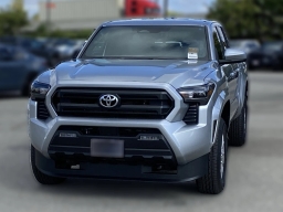 Toyota Tacoma 2WD SR5 Double Cab 5' Bed AT (Natl) 2026