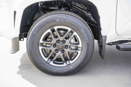 Toyota Tacoma 2WD TRD Sport Double Cab 5' Bed AT (Natl) 2026