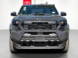 Toyota Tacoma 2WD TRD Sport Double Cab 5' Bed AT (Natl) 2026