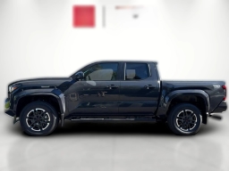 Toyota Tacoma 2WD TRD Sport Double Cab 5' Bed AT (Natl) 2026