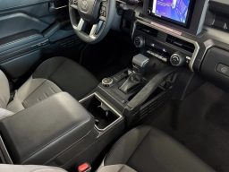 Toyota Tacoma 2WD TRD Sport Double Cab 5' Bed AT (Natl) 2026