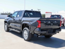 Toyota Tacoma 2WD SR5 Double Cab 5' Bed AT (SE) 2026