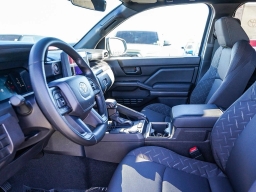 Toyota Tacoma 2WD SR5 Double Cab 5' Bed AT (SE) 2026
