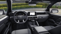 Toyota Tacoma 2WD SR5 Double Cab 6' Bed AT (Natl) 2026