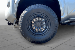 Toyota Tacoma 2WD SR5 Double Cab 6' Bed AT (Natl) 2025