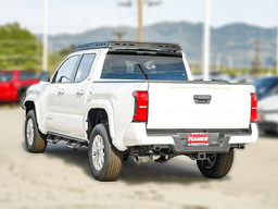 Toyota Tacoma 2WD SR5 Double Cab 5' Bed AT (Natl) 2026