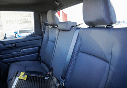 Toyota Tacoma 2WD SR5 Double Cab 5' Bed AT (Natl) 2026