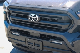 Toyota Tacoma 2WD SR5 Double Cab 6' Bed AT (Natl) 2026