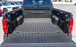 Toyota Tacoma 2WD SR5 Double Cab 6' Bed AT (Natl) 2026