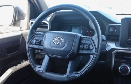 Toyota Tacoma 2WD SR5 Double Cab 6' Bed AT (Natl) 2026
