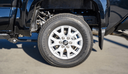 Toyota Tacoma 2WD SR5 Double Cab 5' Bed AT (Natl) 2026