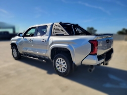 Toyota Tacoma 2WD SR5 Double Cab 6' Bed AT (Natl) 2026