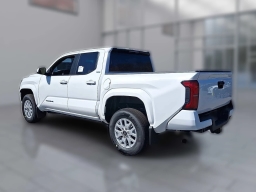 Toyota Tacoma 2WD SR5 Double Cab 6' Bed AT (Natl) 2026