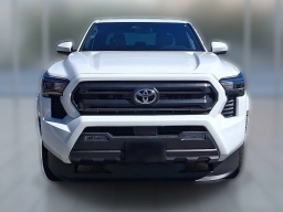 Toyota Tacoma 2WD SR5 Double Cab 6' Bed AT (Natl) 2026