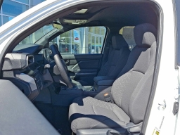 Toyota Tacoma 2WD SR5 Double Cab 6' Bed AT (Natl) 2026