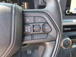 Toyota Tacoma 2WD SR5 Double Cab 6' Bed AT (Natl) 2026