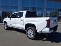 Toyota Tacoma 2WD SR5 Double Cab 6' Bed AT (Natl) 2026