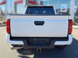 Toyota Tacoma 2WD SR5 Double Cab 6' Bed AT (Natl) 2026